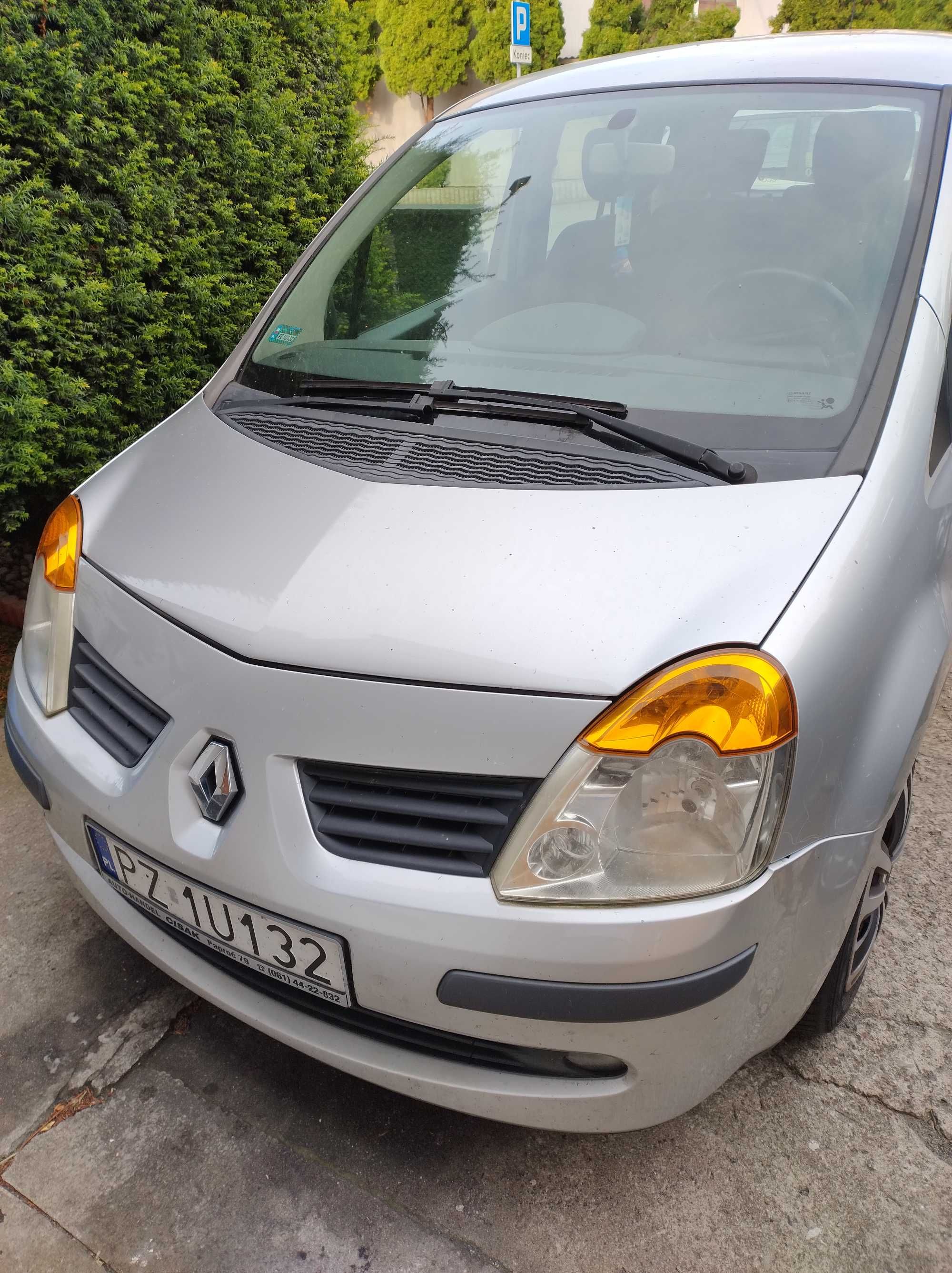 Sprzedam uszkodzony Renault Modus
