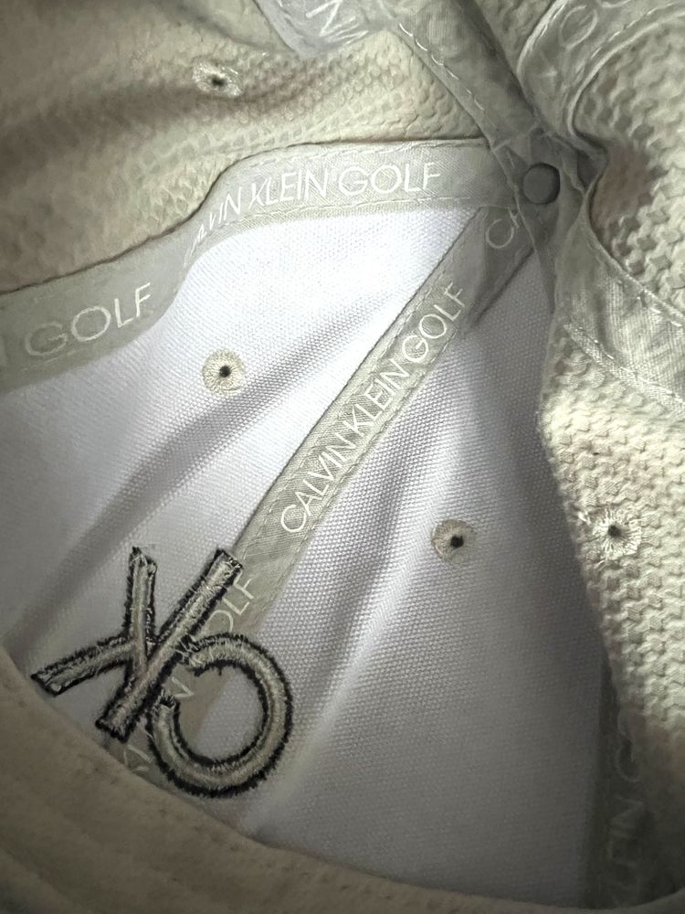 Czapka z daszkiem Calvin Klein CK golf beżowa