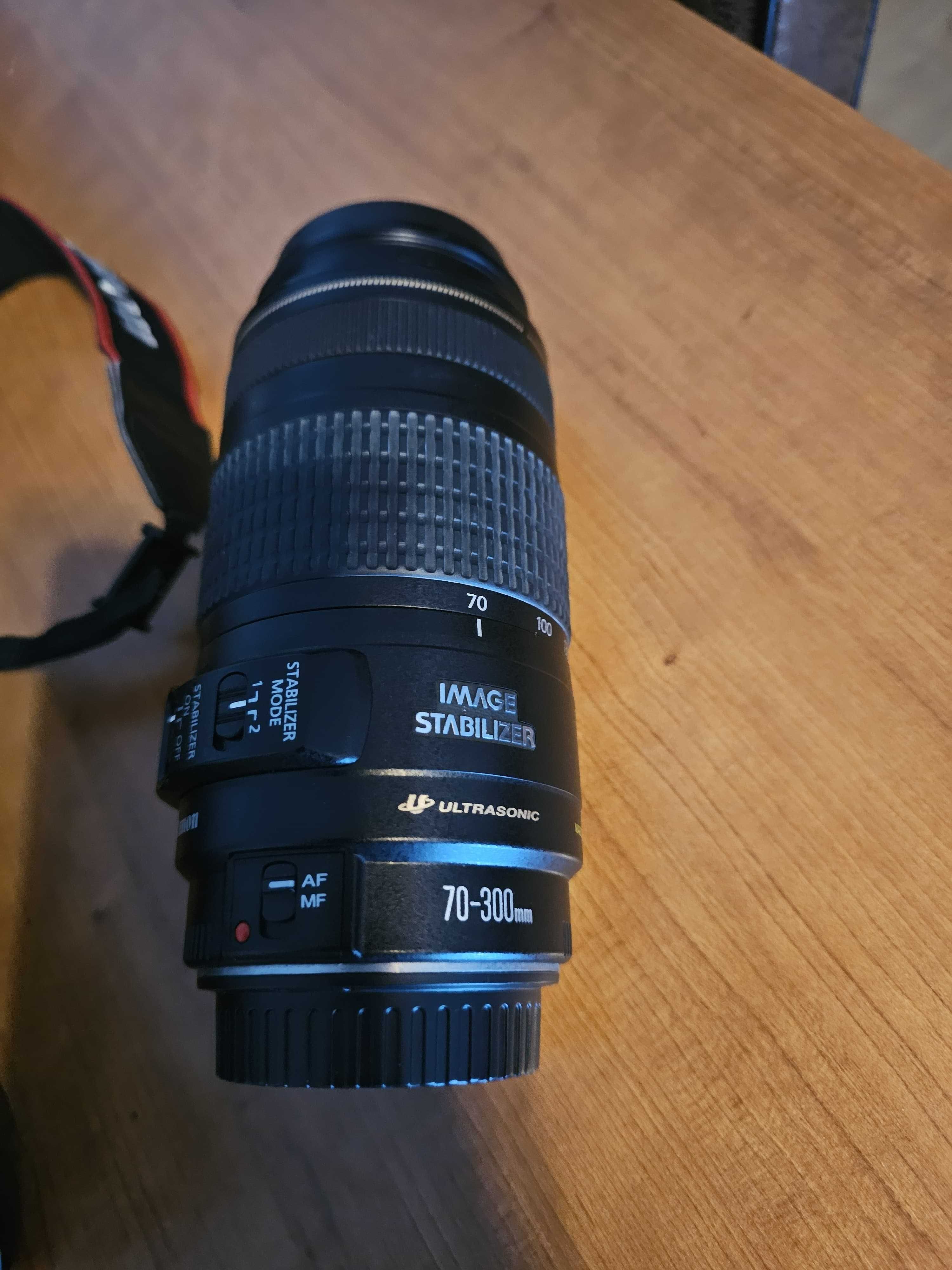 Canon EOS 6D + 3 objetivas + battery grip + flash (com caixa)