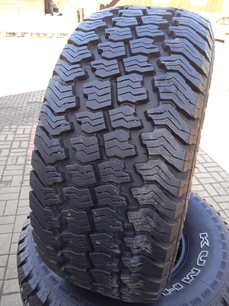Opony 325/60R15 Kumho 31x10.50 Road Venture A/T  Super Stan