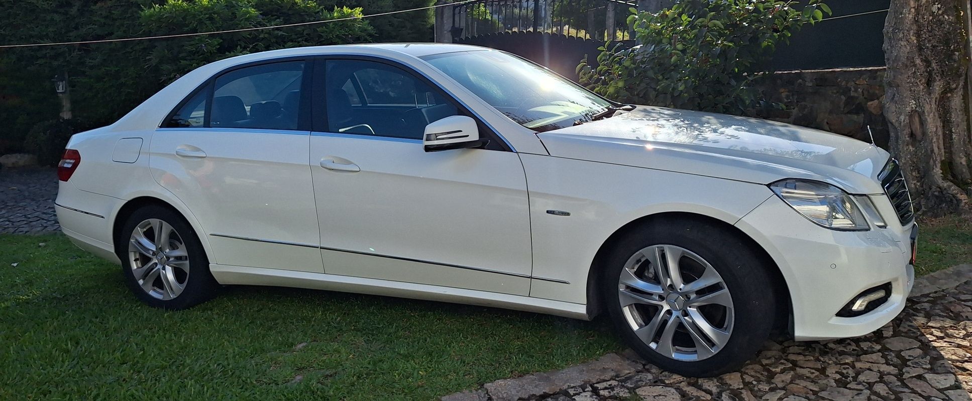 Mercedes-Benz E250 Avantgarde Automático