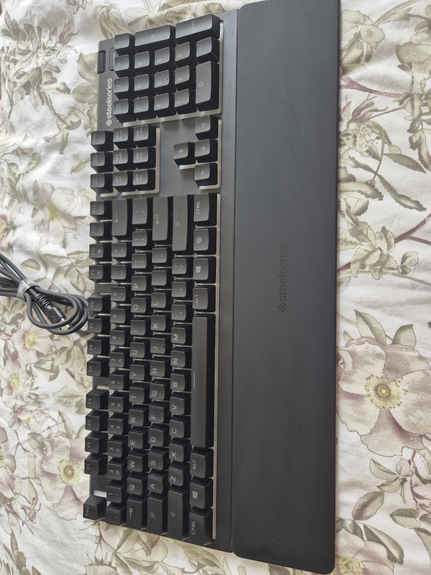 Klawiatura steelseries apex 3