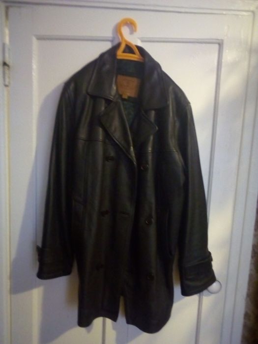 Продам кожаную куртку мужскую