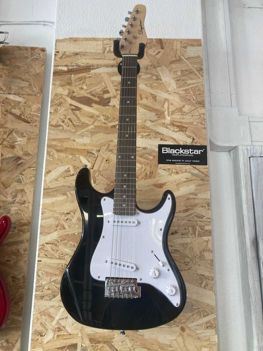 Guitarra Nova Daytona Junior