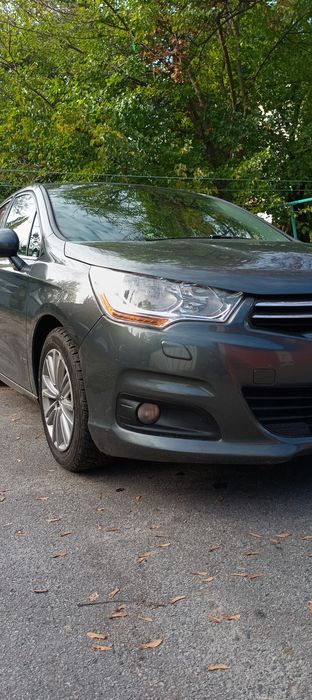 Citroen C4 (Сітроен С4) у доглянутому стані