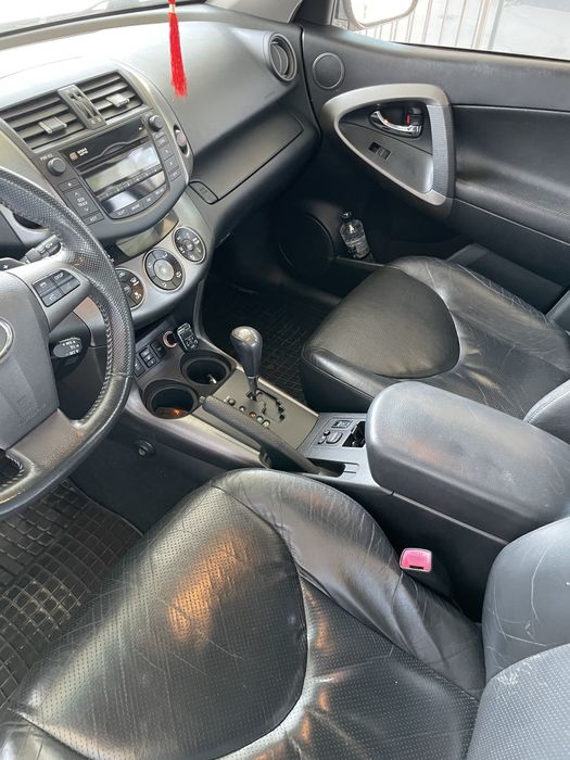 Продається автомобіль.