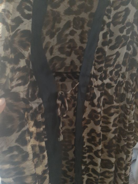 Quimono novo padrão  leopardo comprido