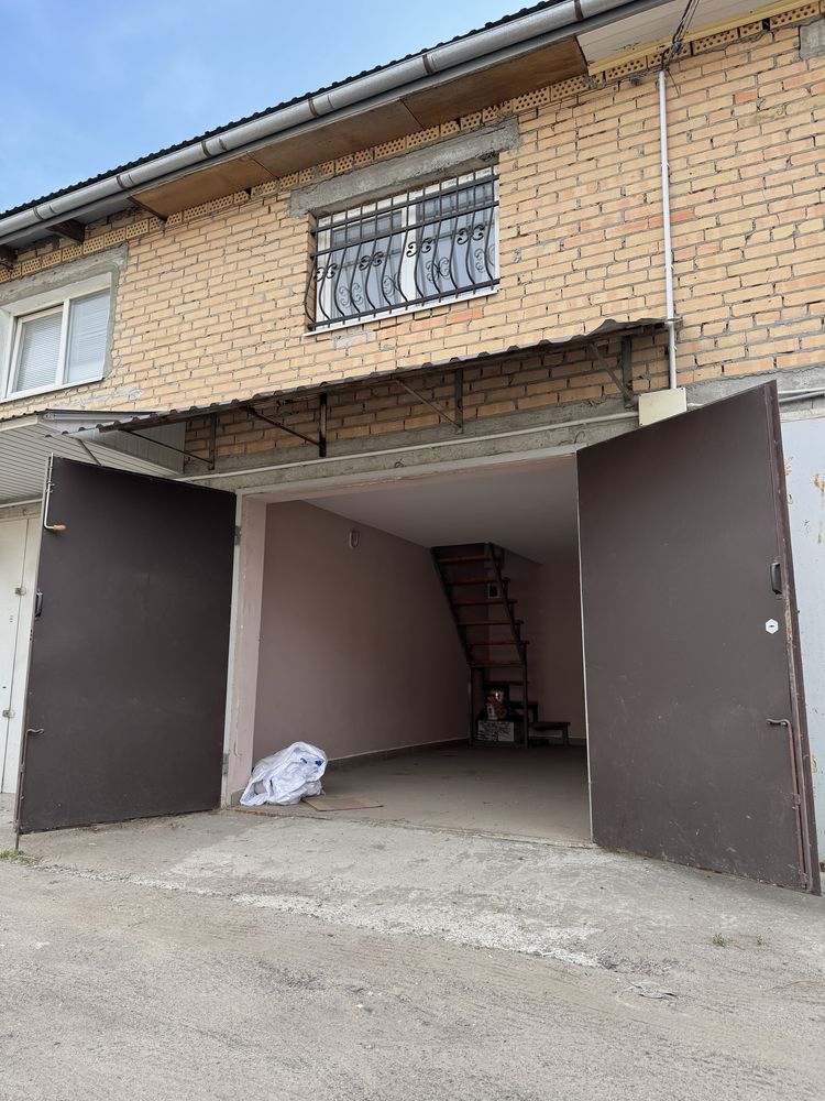 Продаж дворівневого гаражу по вул.Трускавецька, ЖК ''Галицький Лев''.
