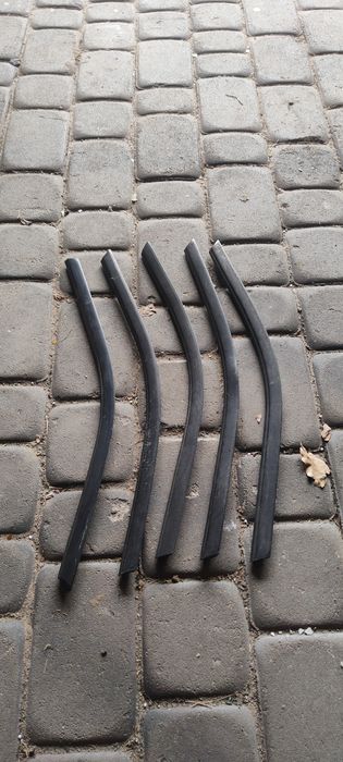 Listwa Błotnika Citroen C4 Picasso