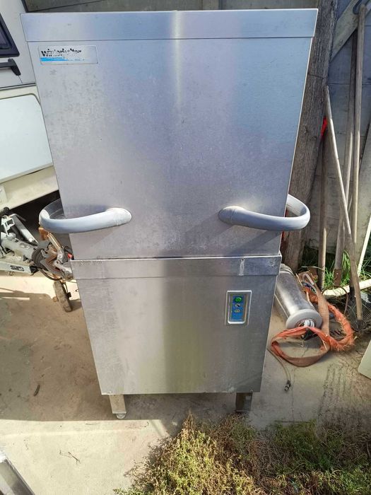 Zmywarka kapturowa Winterhalter GS 501