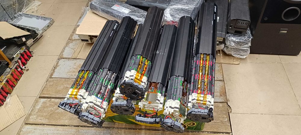 Батарея Bosch PowerTube 500 (36v-13.4Ah)-неробочі -елементи 00-ві