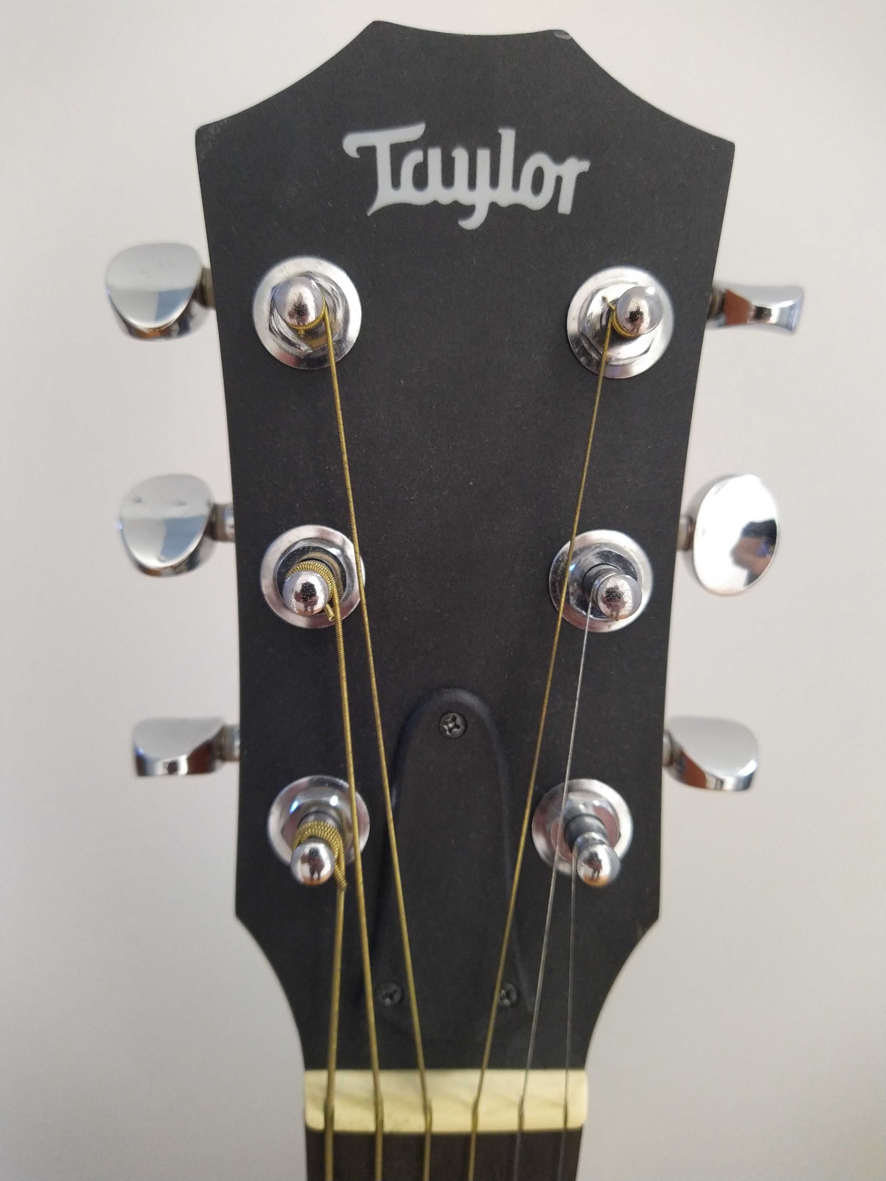 guitarra acústica Taylor GS mini