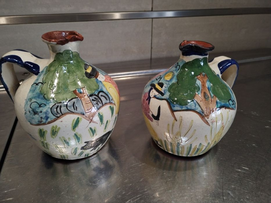 Loiças decorativas muito bonitas.