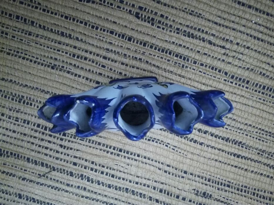 Conjunto prato, suporte salsa e jarra de alcobaça