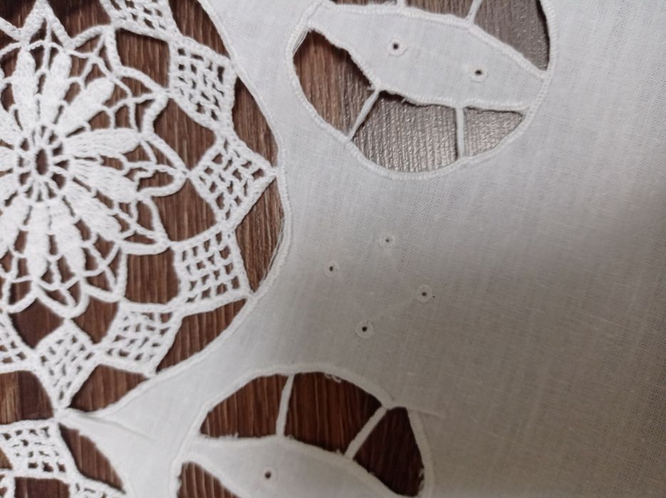 Bardzo stary ponad 100 letni bieżnik