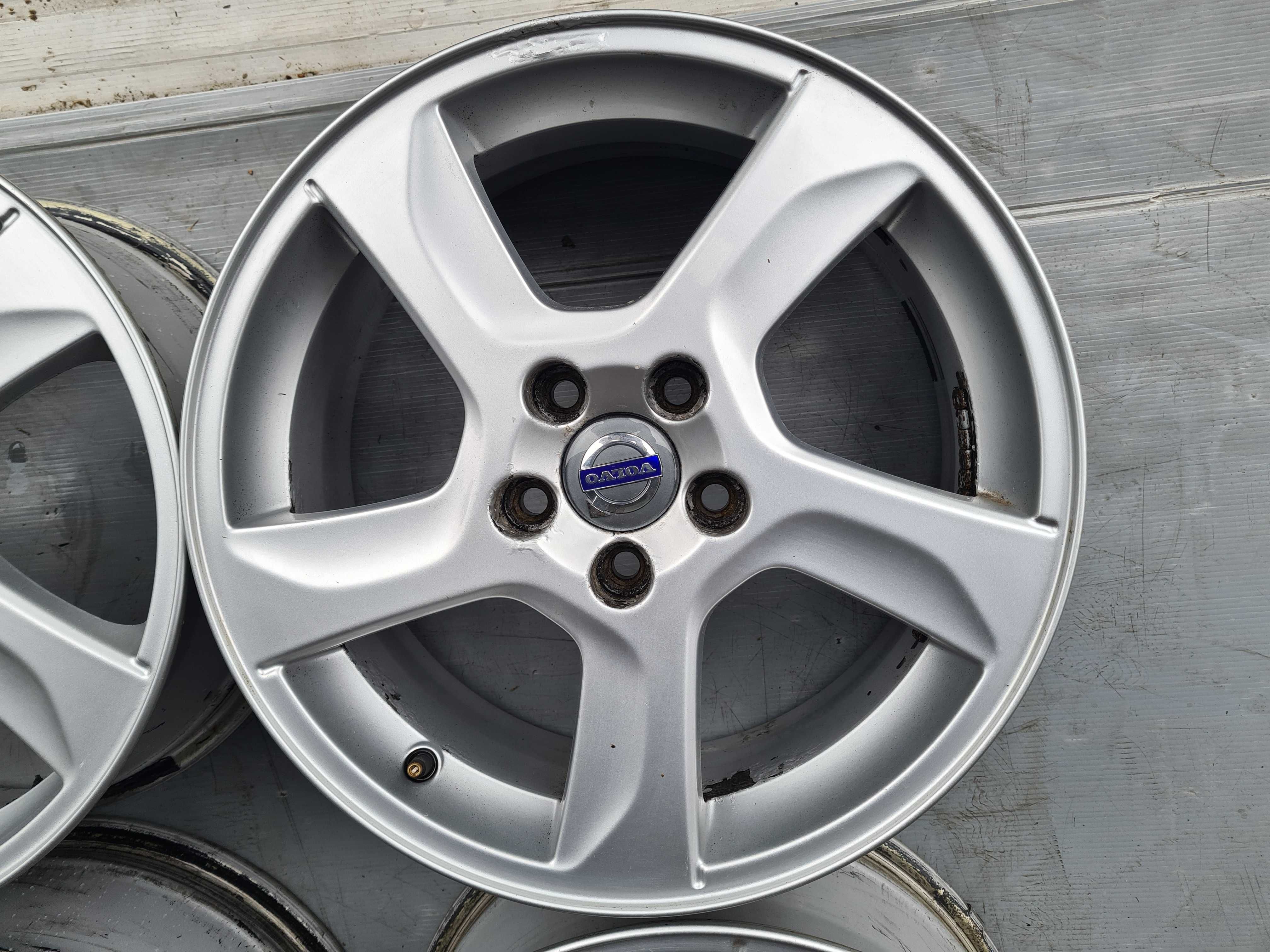 Felgi Volvo Borbet 17'' 7J ET50 5x108 Ford Focus Mondeo C30 S40 V60