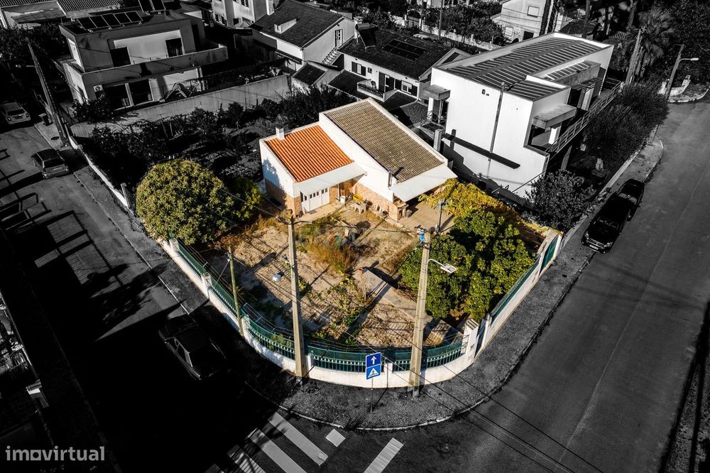 Terreno urbano na Aroeira