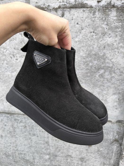 Ботинки жіночі , демісезон натуральна замша