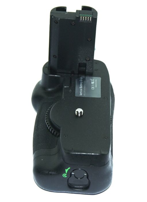 Вертикальный держатель батарейного отсека камеры Nikon D7500