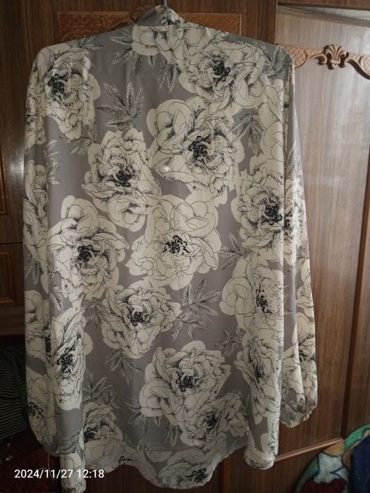 Блузка, кофта в отличном состоянии