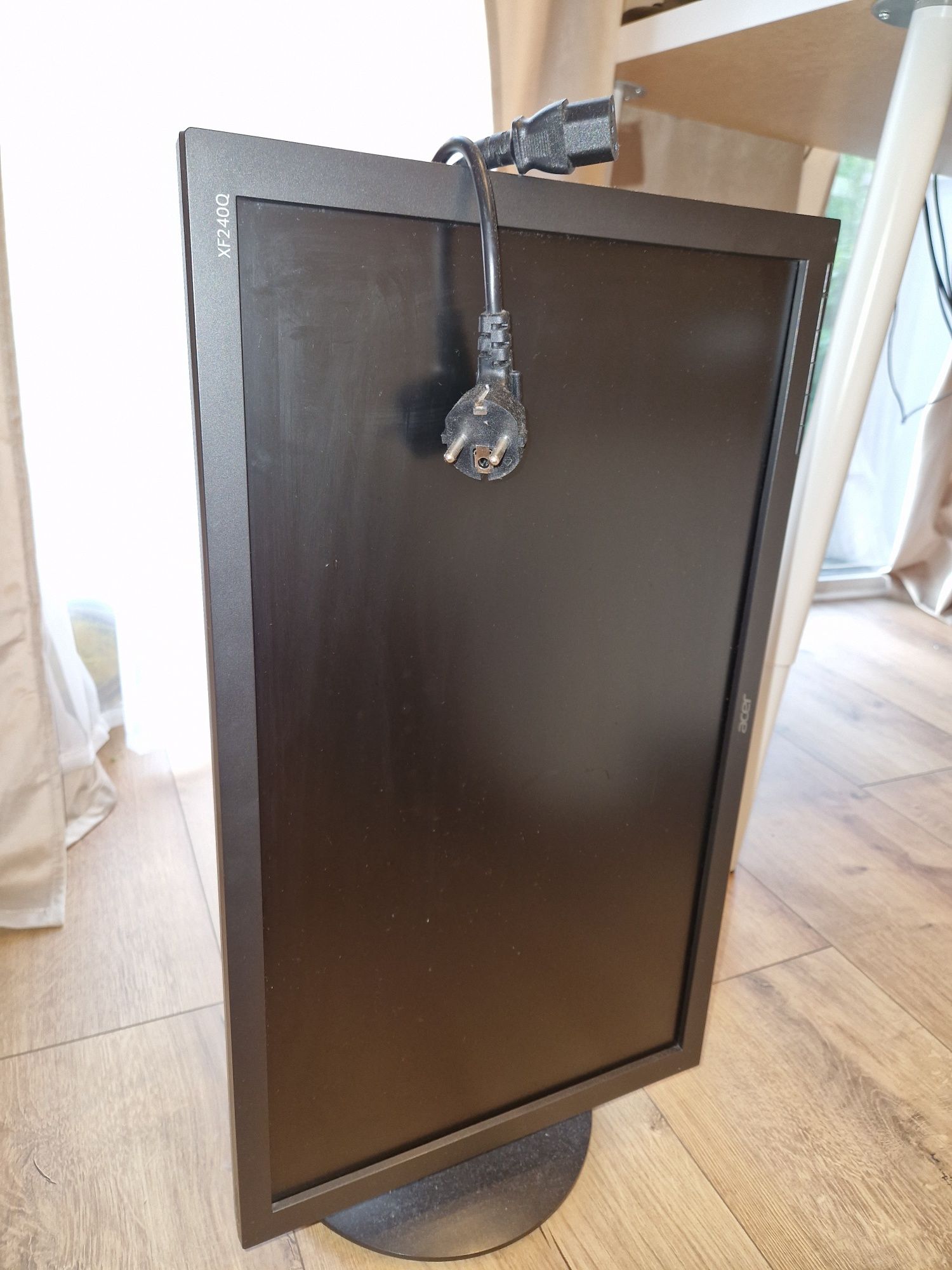Monitor acer xf240q 144hz 24 cale gaminowy