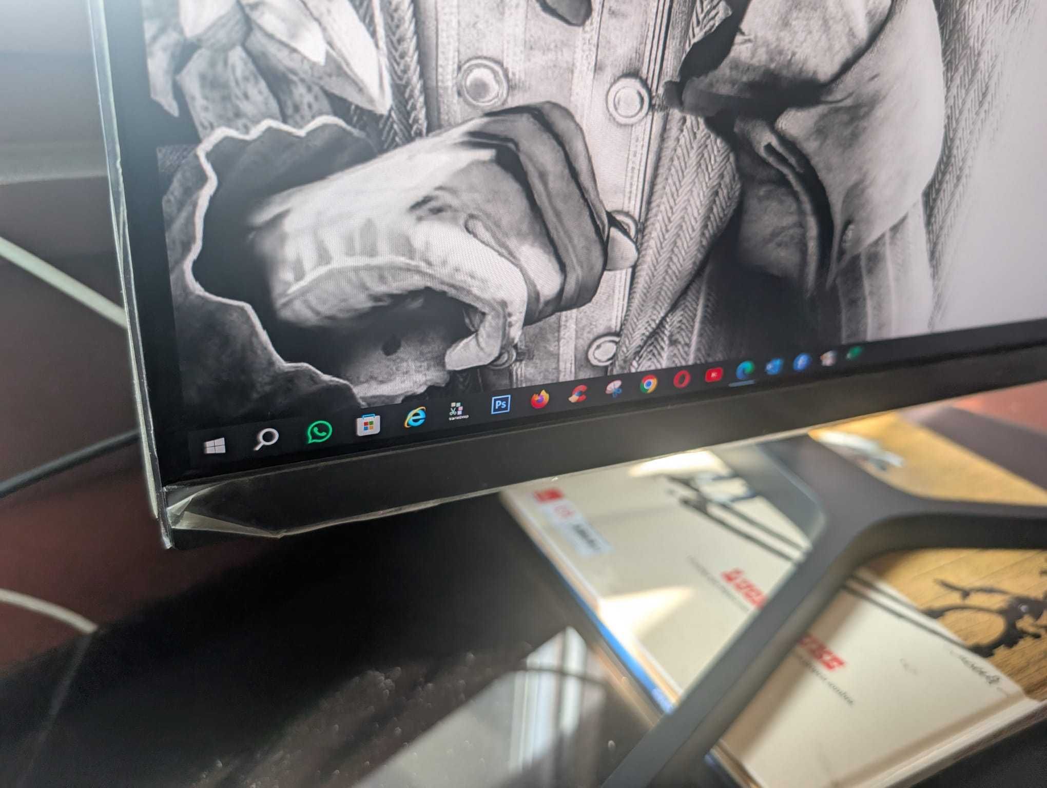 Samsung 27 4K IPS U28R55