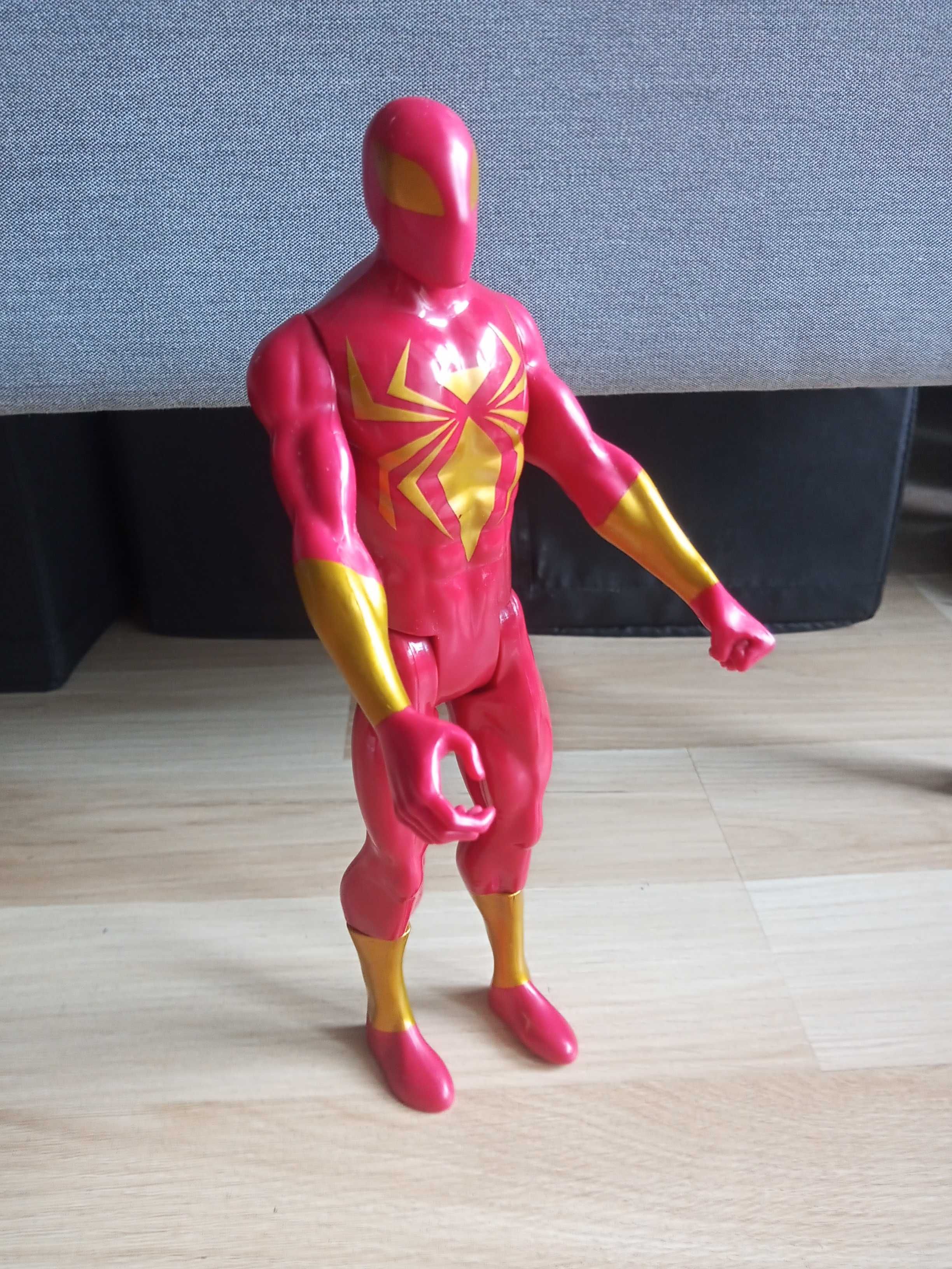 Ultimate Spider-Man Spiderman Titan Hero Iron Spider Marvel 2014