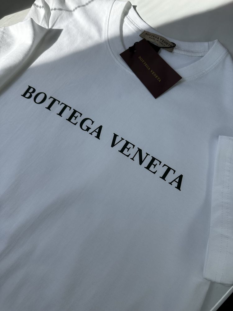 Футболка Bottega Veneta