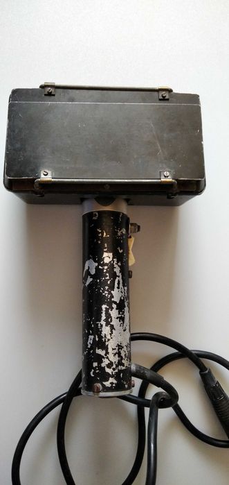 Lampa Kobold P-30 stara  reporterska