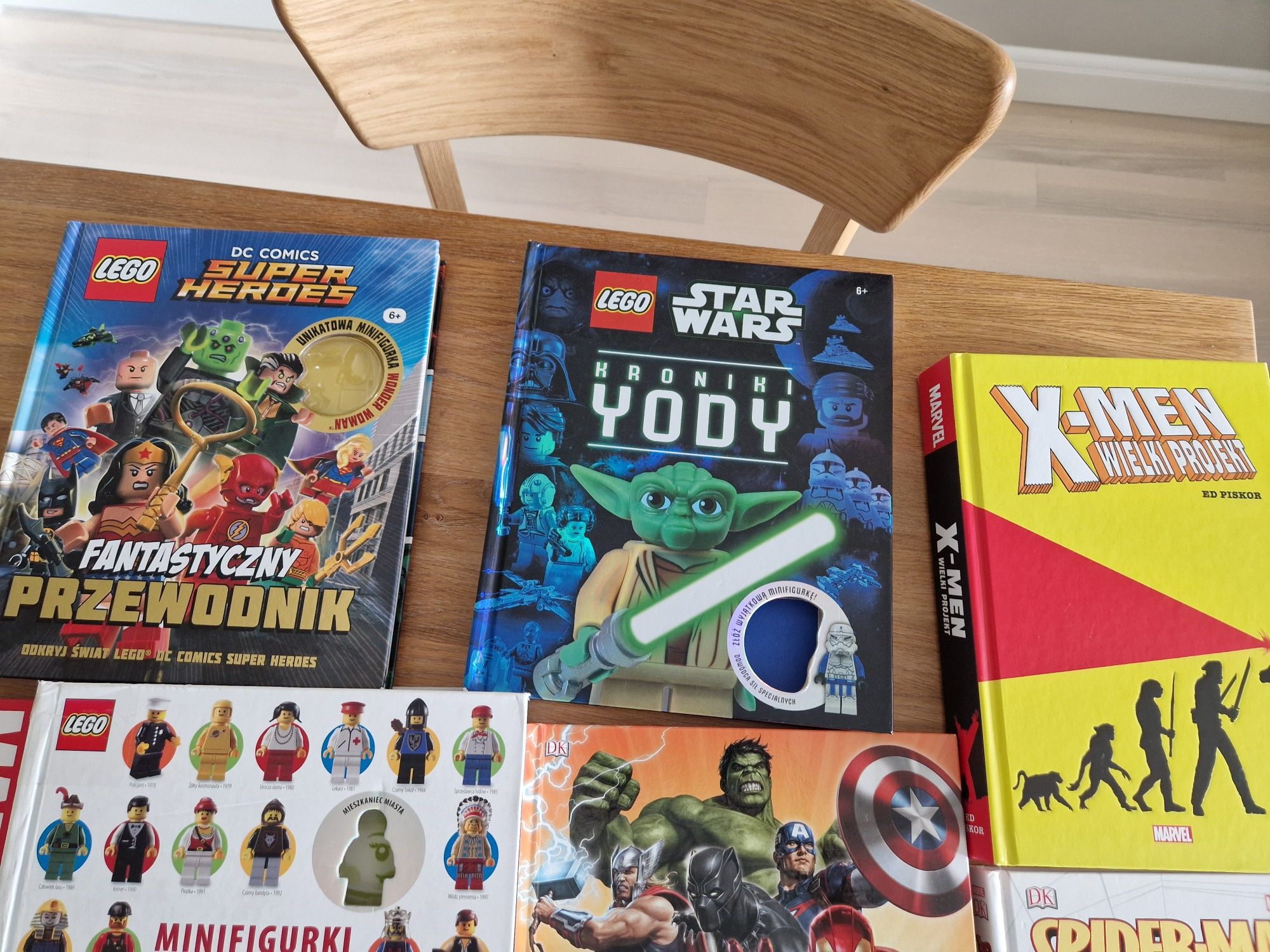 Star wars, Lego, avengers, encyklopedie, albumy
