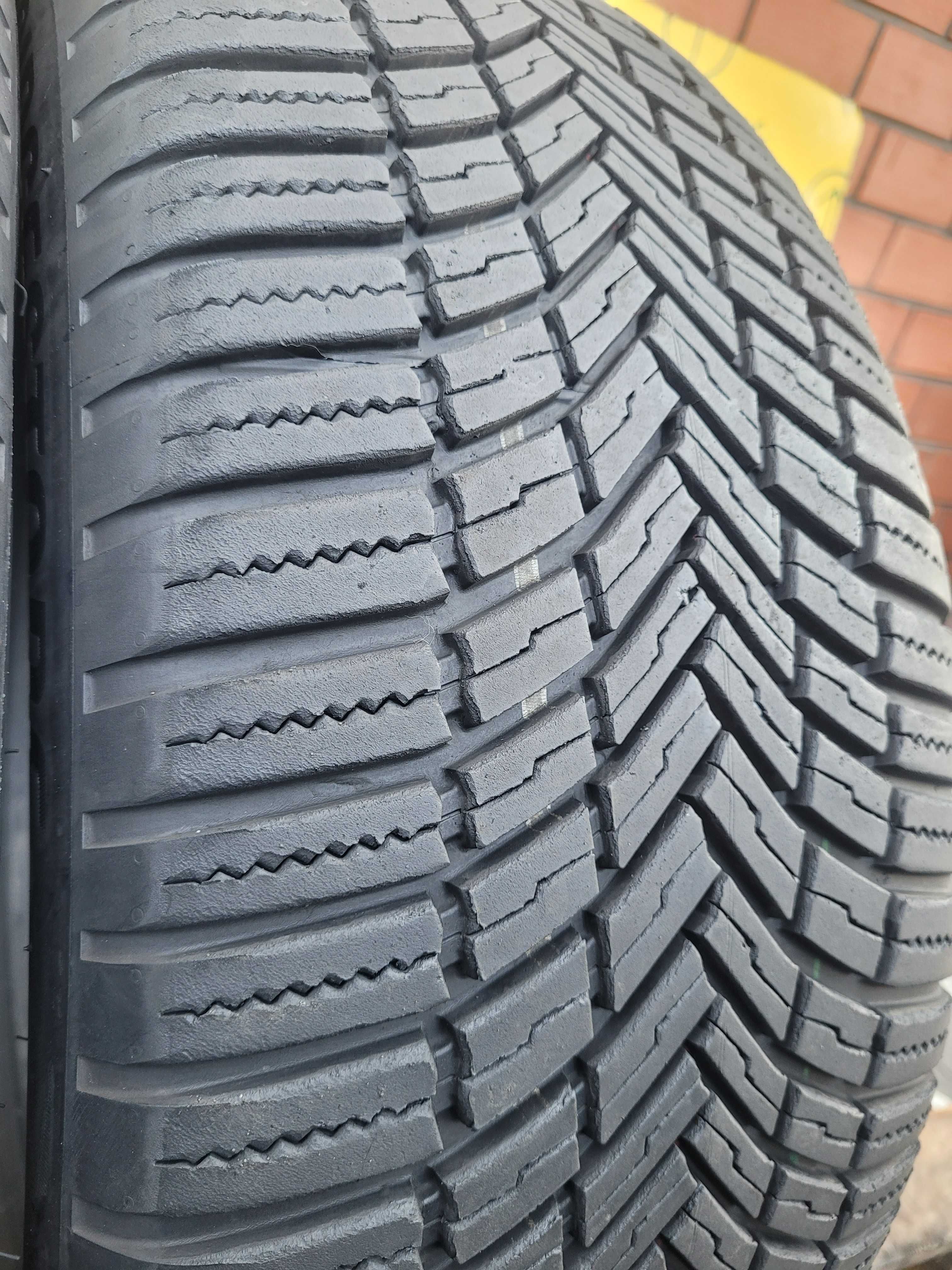 Opony Całoroczne 235/55R17 Bridgestone Weather Control A005 2sz Montaż