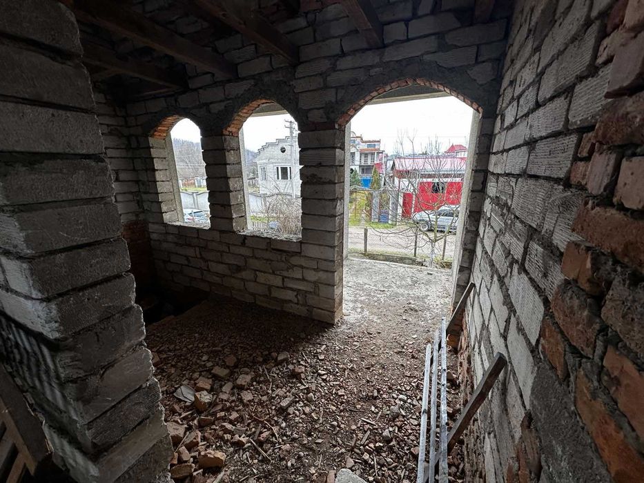 Продається будинок в с. Середнє Водяне