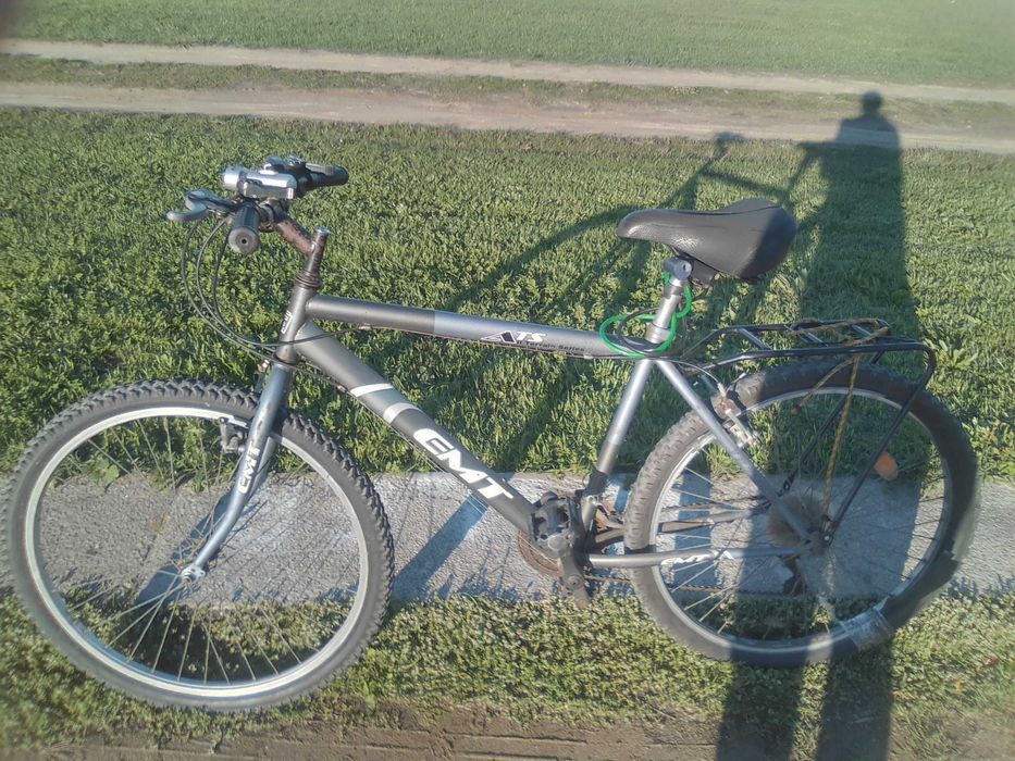 Vendo bicicleta no estado em que se encontra