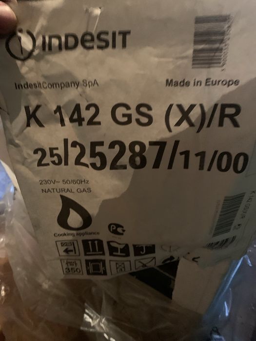 Новая газовая плита Indesit K 142 GS XR.