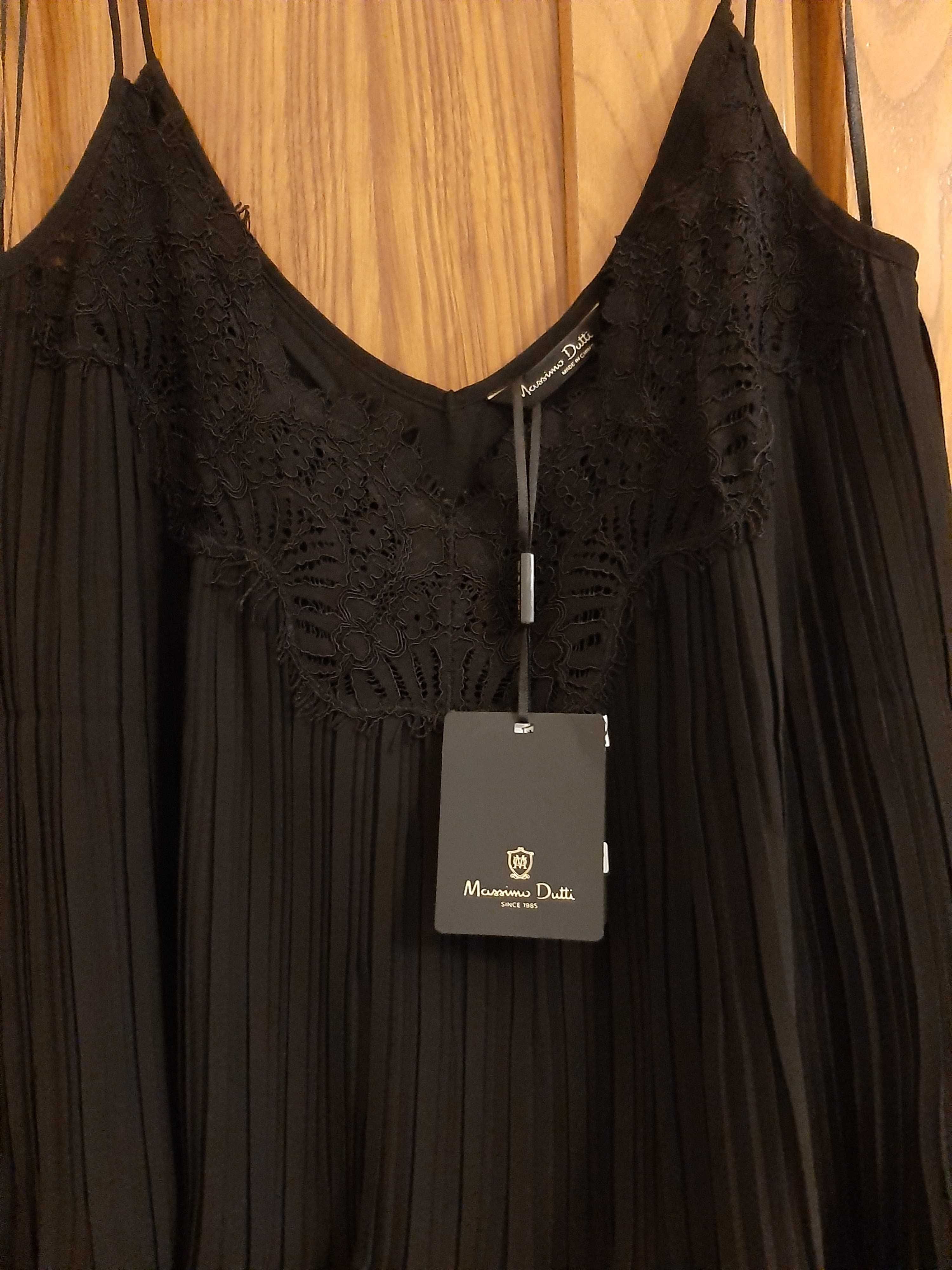 Top preto plissado com renda Massimo Dutti