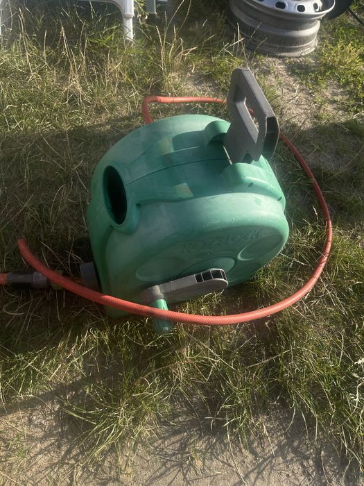 Катушкуа садова з шлангом