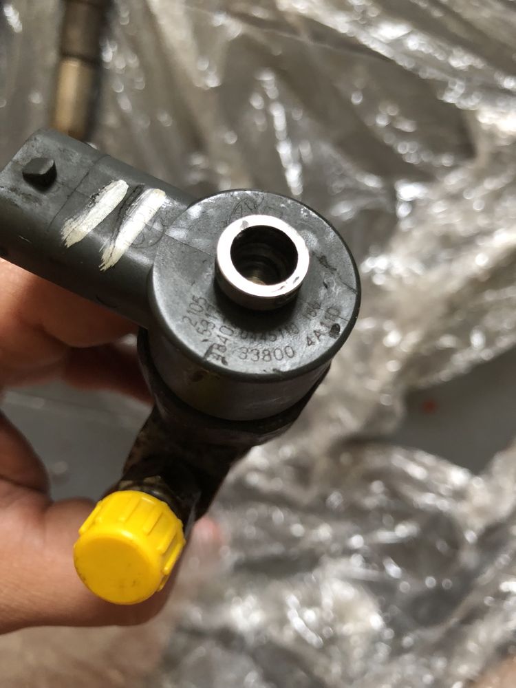Форсунки KIA CORENTO 2.5 crdi 0445110279 0445110186