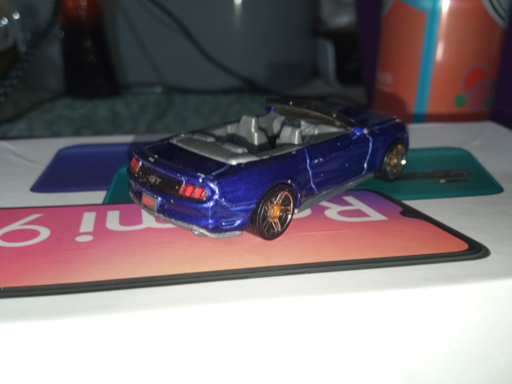 Ford Mustang GT Convertible hot wheels