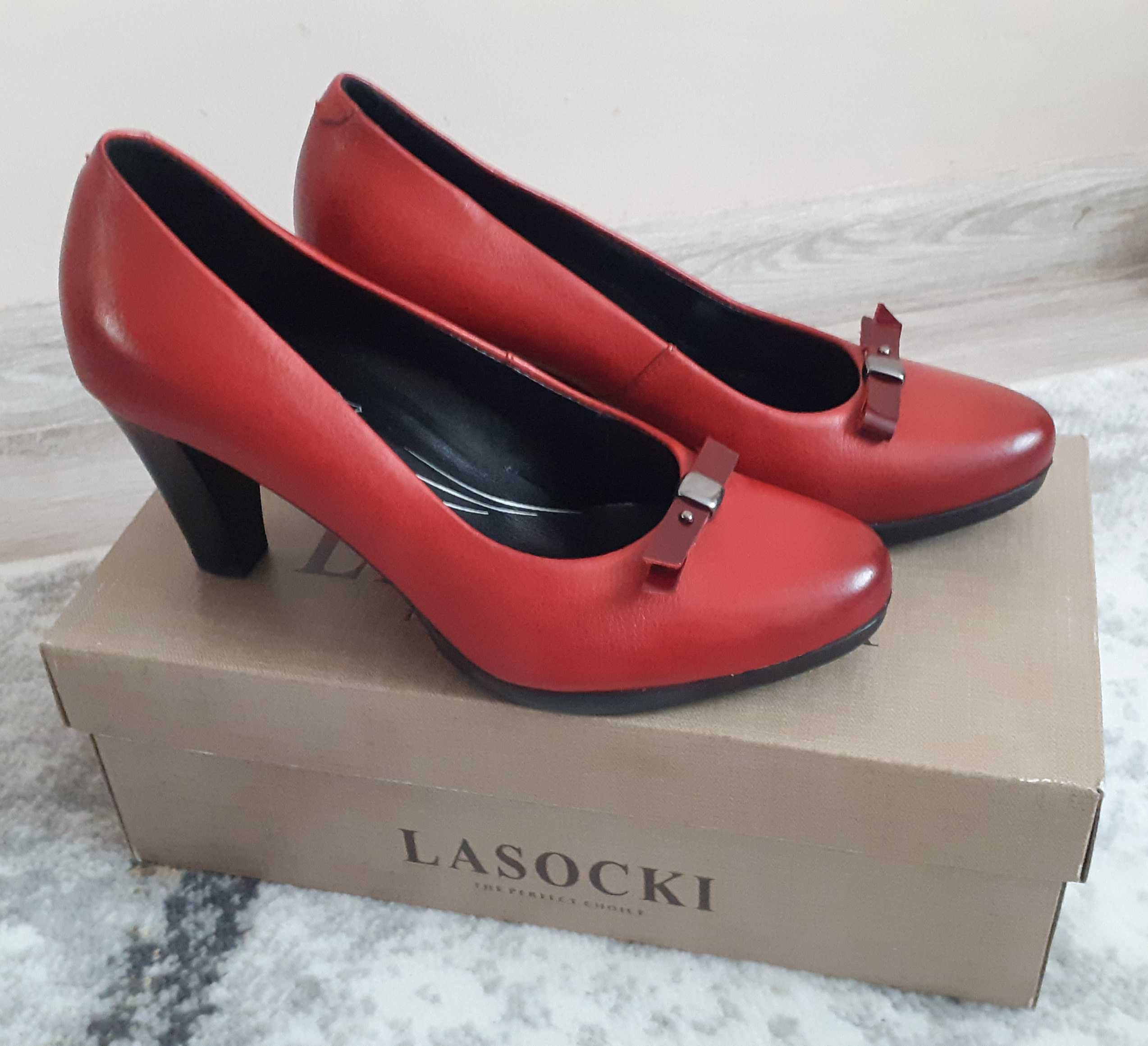 buty czółenka  lasocki czerwone obcas