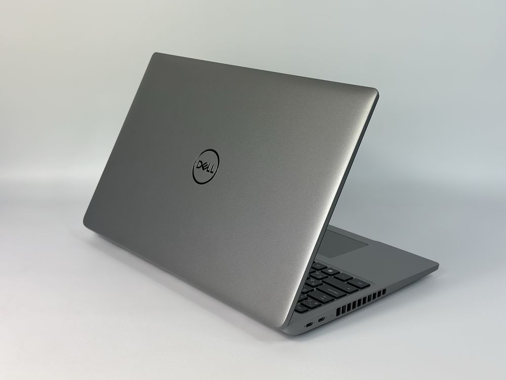 Dell Latitude 5540/15,6” FHD/i5-1335 EU/16 GB/256 GB SSD