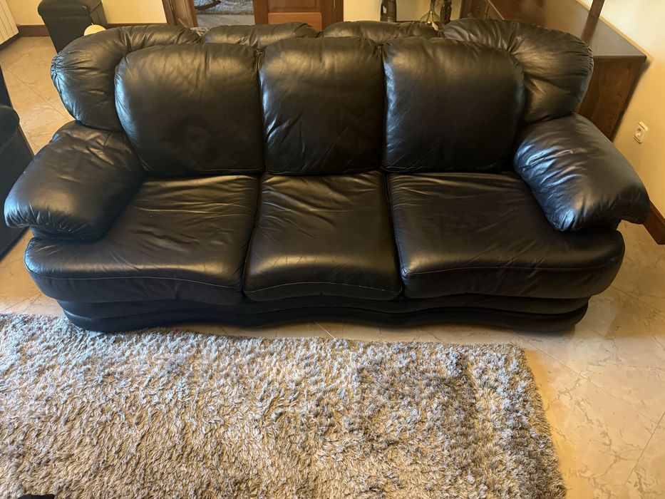 Sofas em pele genuina