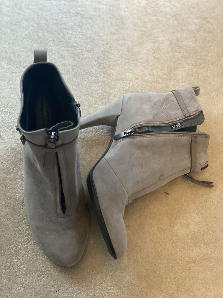 Buty na obcasie Ecco