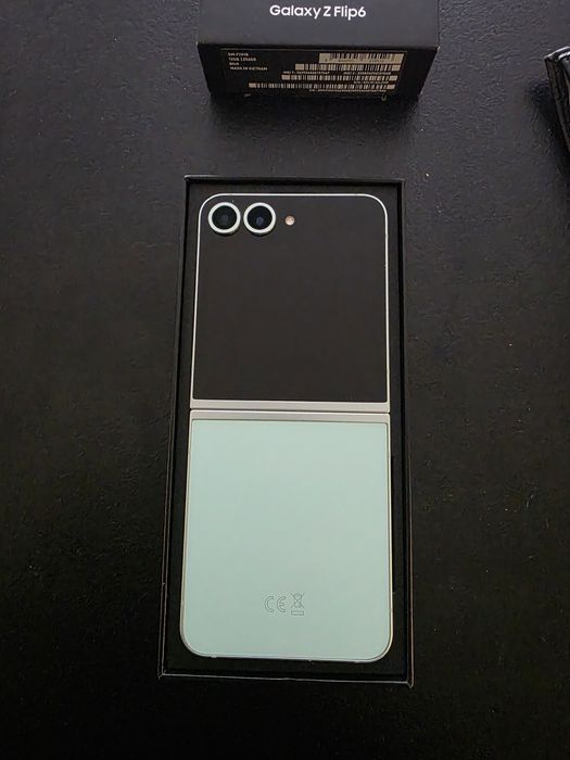 Samsung Z Flip 6 JAK NOWY !!