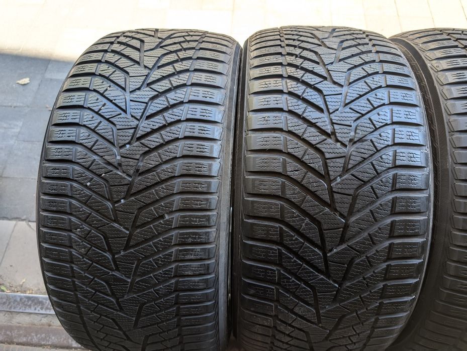 Зимняя резина 265/35 R20 Yokohama Wdrive