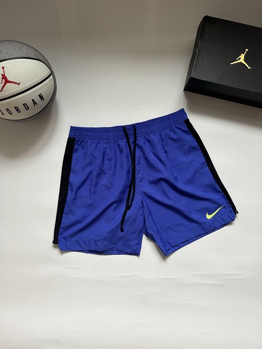 Шорти Nike
