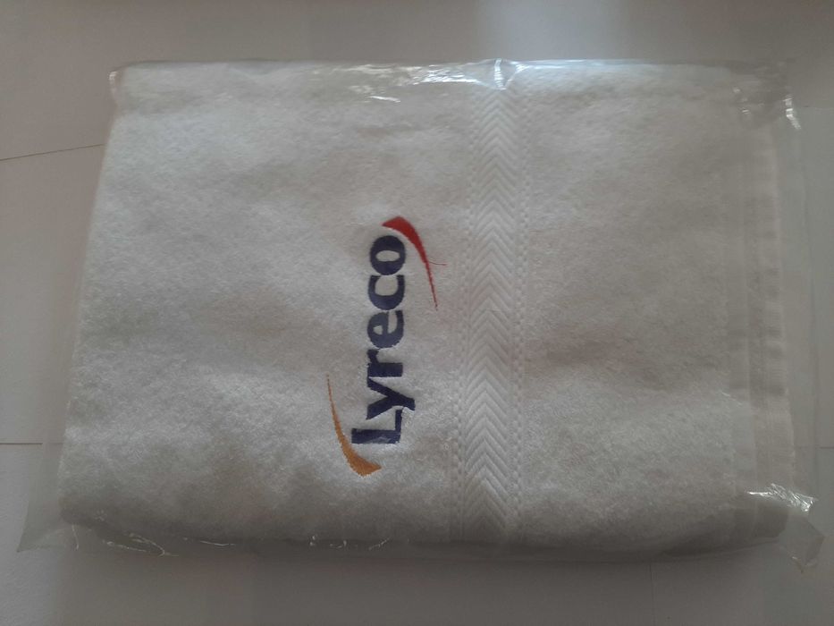 Ręcznik kąpielowy/ plażowy biały Lyreco