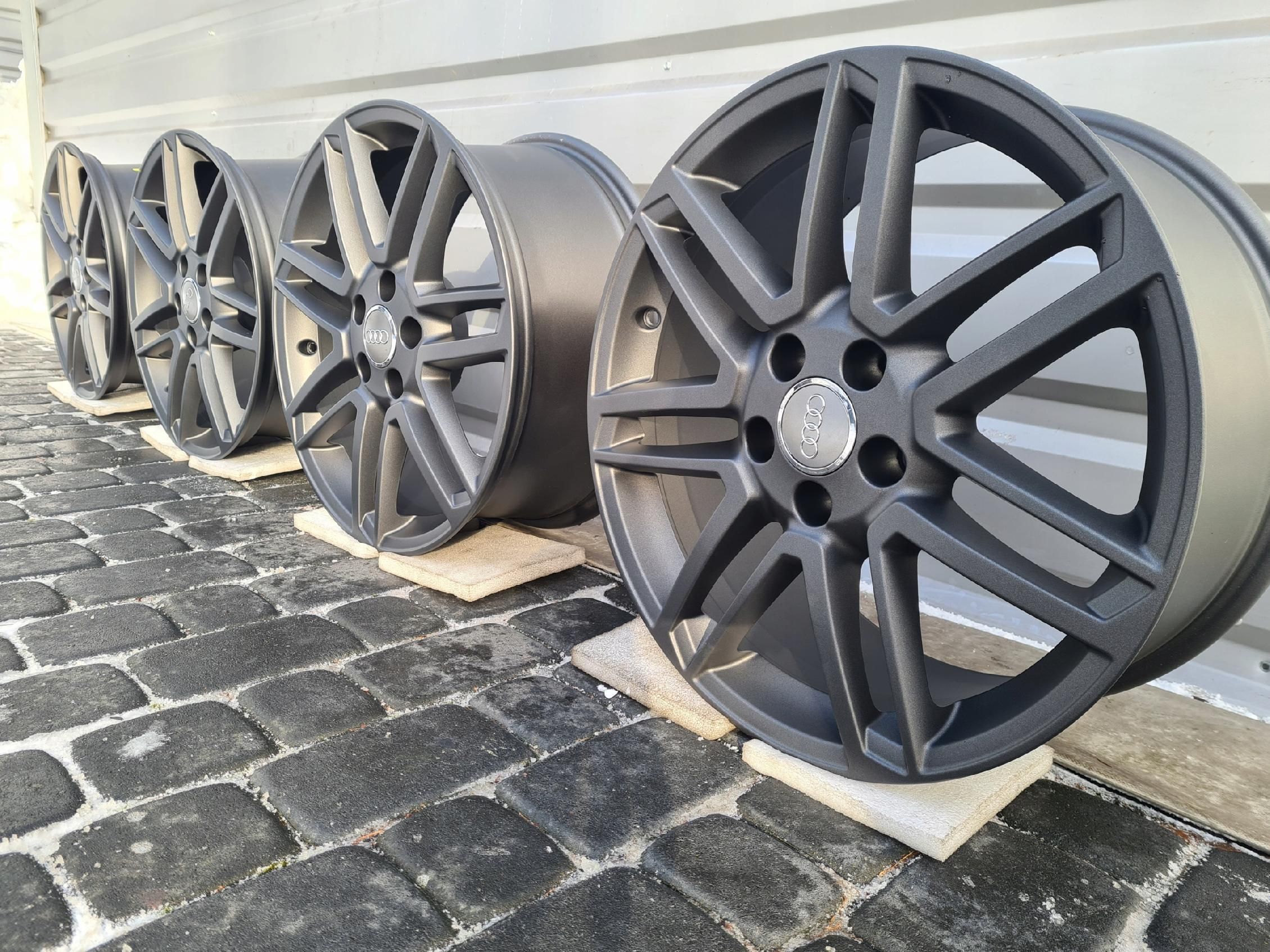 Oryginalne Felgi Audi 18 A3 A4 A6 A8 Q3 Q5 TT
