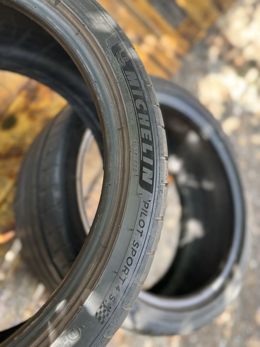 MICHELIN Pilot Sport 4S 255/35 R19 можливий Торг!!