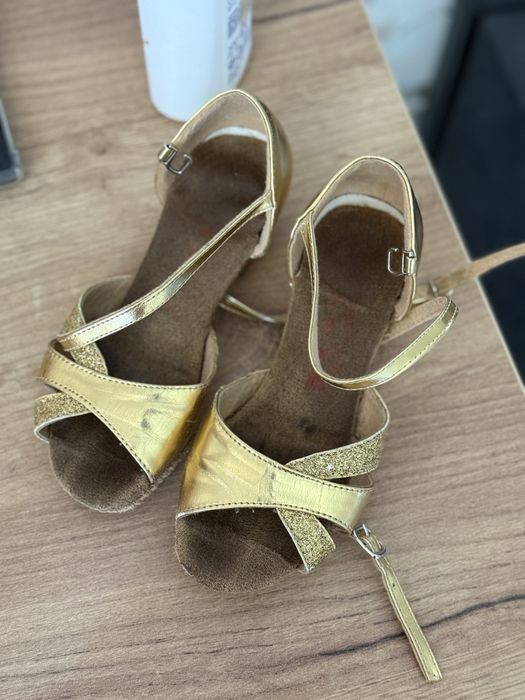 Туфлі для танців дитячі балтні танці