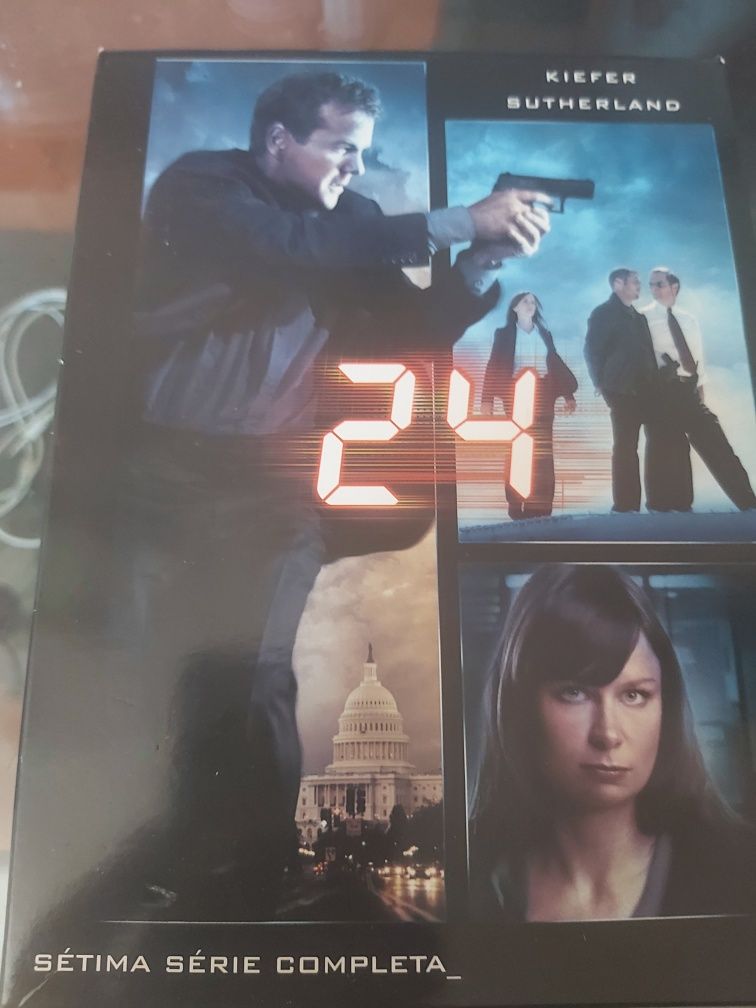 TROCA - Série 24 8 Temporadas  Edição Colecionador + 24 Redemption